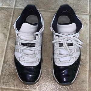 COPY - Emerald Jordan 11
